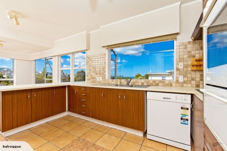 Photo of property in 2/38 Glenvar Road, Torbay, Auckland, 0630