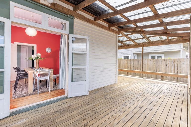 Photo of property in 17 Bettina Road, Fairfield, Hamilton, 3214