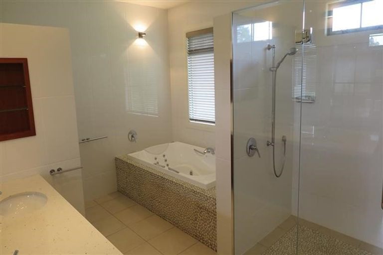 Photo of property in 38 William Potter Lane, Karaka, Papakura, 2580