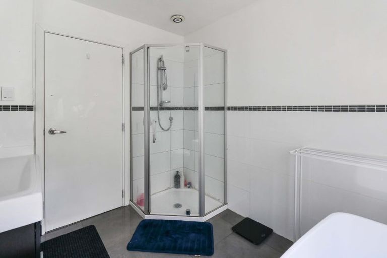 Photo of property in 34c Birch Terrace, Birchville, Upper Hutt, 5018