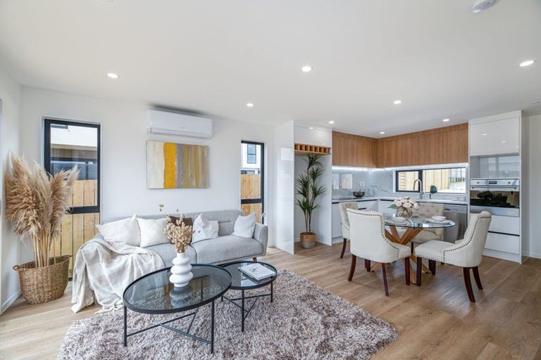 Photo of property in 36c Kaikoura Street, Henderson, Auckland, 0612