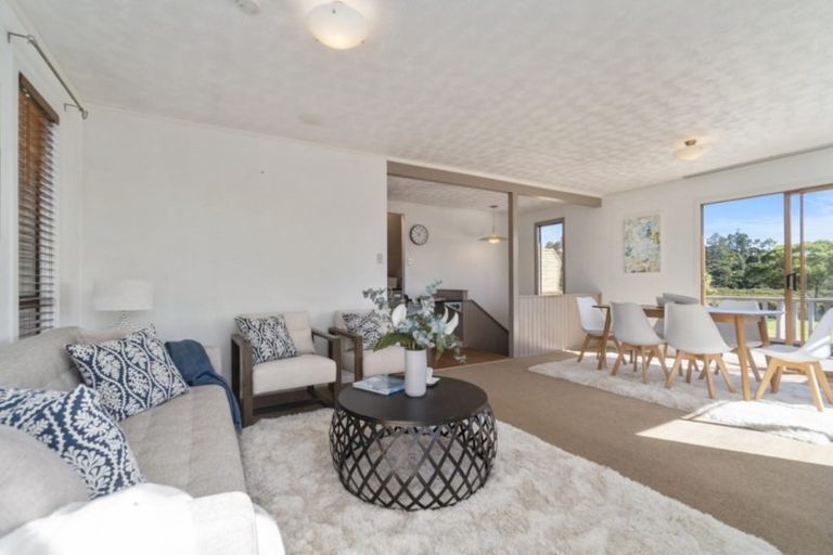 Photo of property in 1/16 Noall Street, Te Atatu Peninsula, Auckland, 0610