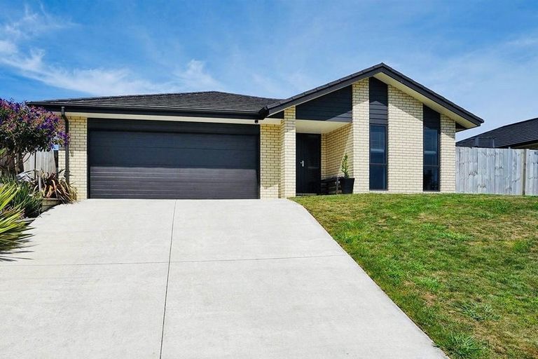 Photo of property in 266 Dixon Road, Fitzroy, Hamilton, 3206