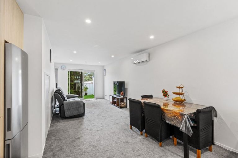 Photo of property in 4/21 Titoki Street, Te Atatu Peninsula, Auckland, 0610
