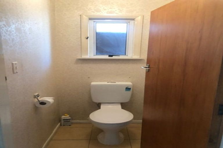 Photo of property in 15 Haslett Place, Upper Riccarton, Christchurch, 8041