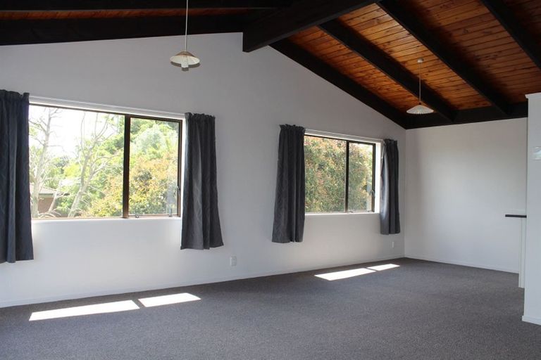 Photo of property in 11 Kaanapali Place, Wattle Downs, Auckland, 2103