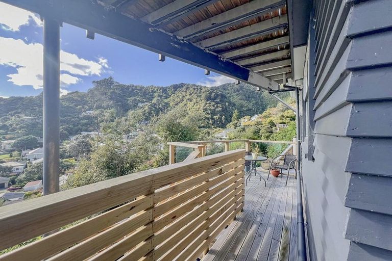 Photo of property in 6 Matai Terrace, Eastbourne, Lower Hutt, 5013