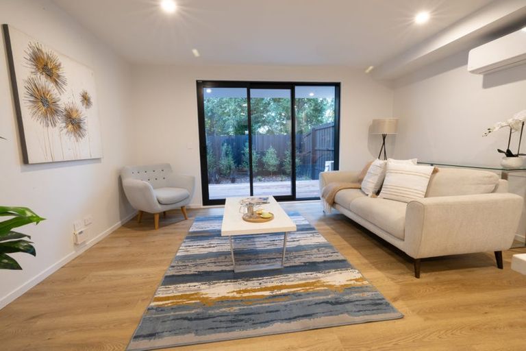 Photo of property in 92c Wildberry Street, Woolston, Christchurch, 8023