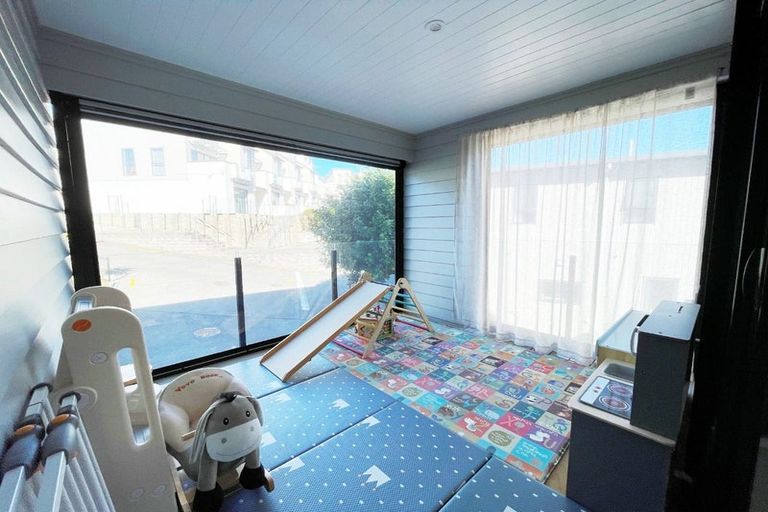 Photo of property in 66 Makamaka Lane, Albany Heights, Auckland, 0632