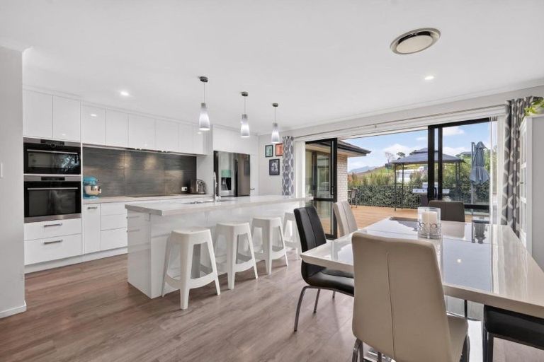 Photo of property in 40 Boocock Crescent, Orewa, 0931