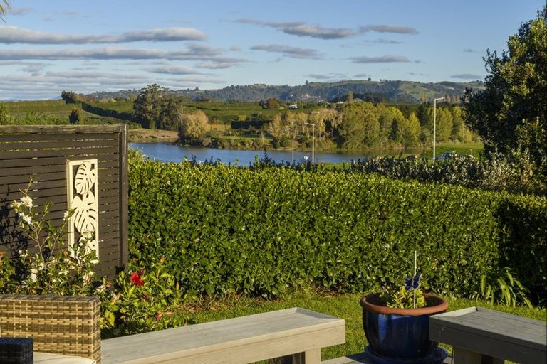 Photo of property in 12 Vantage Place, Omokoroa, 3114