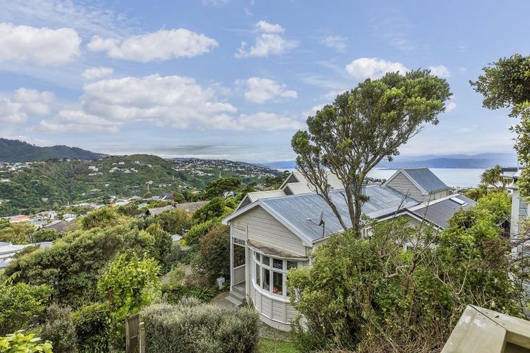 Photo of property in 79 Weld Street, Wadestown, Wellington, 6012