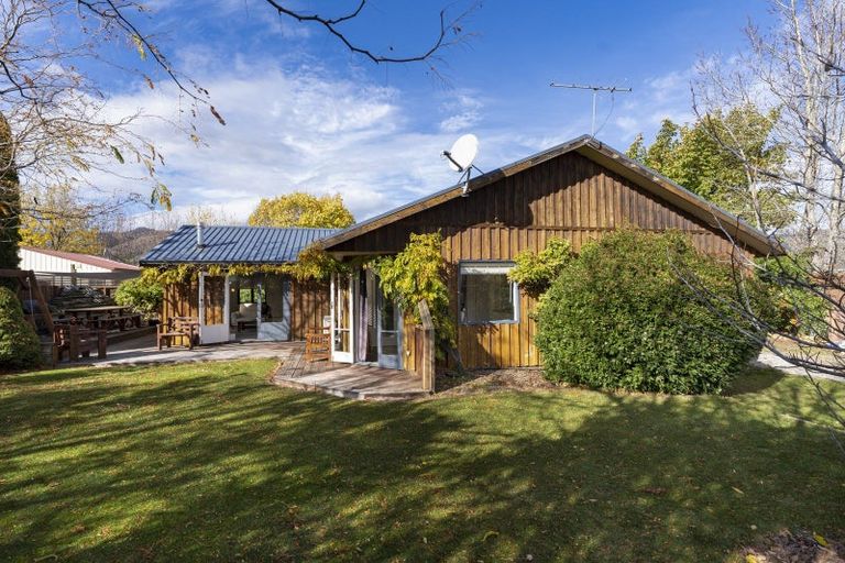 Photo of property in 22 Melmore Terrace, Cromwell, 9310