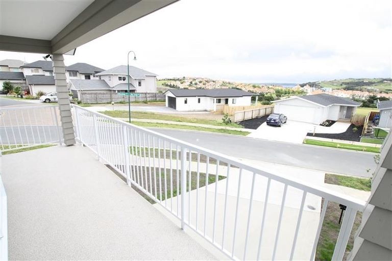 Photo of property in 265 Alec Craig Way, Gulf Harbour, Whangaparaoa, 0930