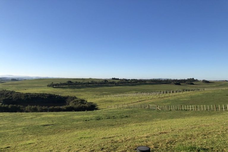 Photo of property in 160 Batty Road, Kingseat, Papakura, 2580