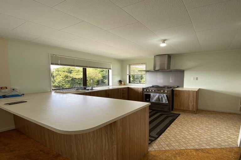 Photo of property in 2/23 Mataura Place, Clover Park, Auckland, 2019