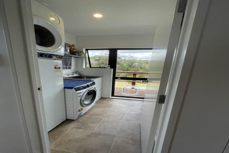 Photo of property in 106 Barrett Road, Riverhead, Albany, 0793