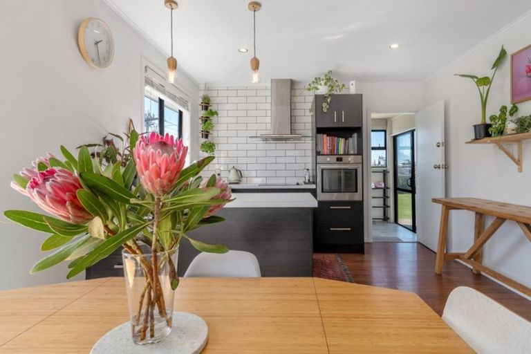 Photo of property in 481 Maunganui Road, Mount Maunganui, 3116