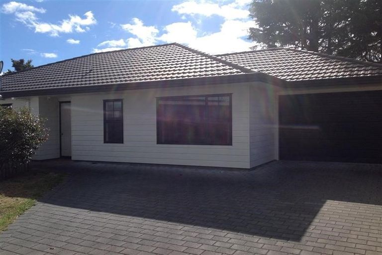 Photo of property in 1/77 Grace Crescent, Richmond Heights, Taupo, 3330