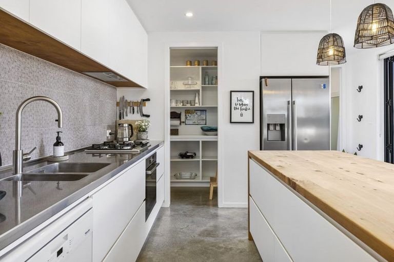 Photo of property in 49b Oceana Drive, Welcome Bay, Tauranga, 3175