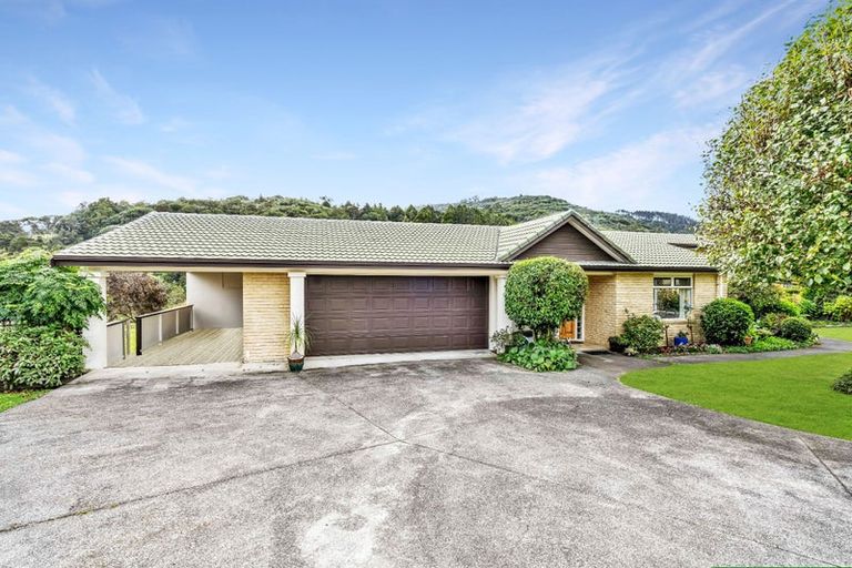 Photo of property in 19 Mark Williams Place, Clevedon, Papakura, 2582