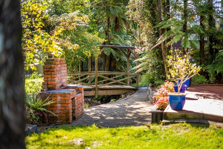 Photo of property in 458 Stokes Valley Road, Stokes Valley, Lower Hutt, 5019