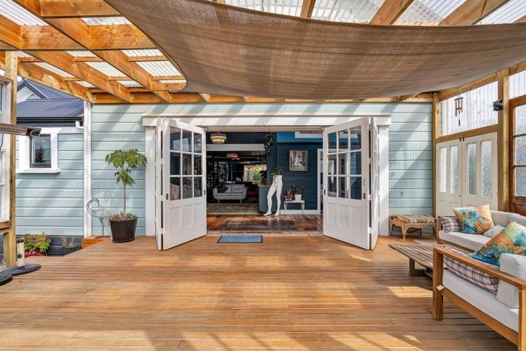 Photo of property in 105 High Street South, Eltham, 4322