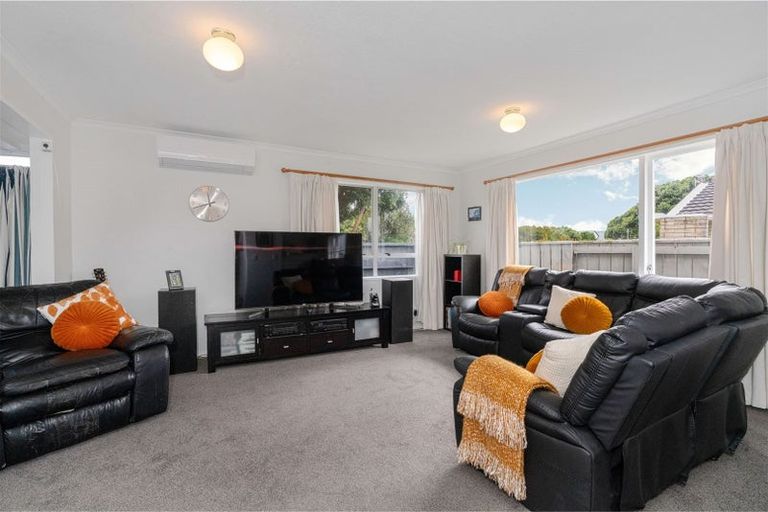 Photo of property in 9a Olive Terrace, Paraparaumu Beach, Paraparaumu, 5032
