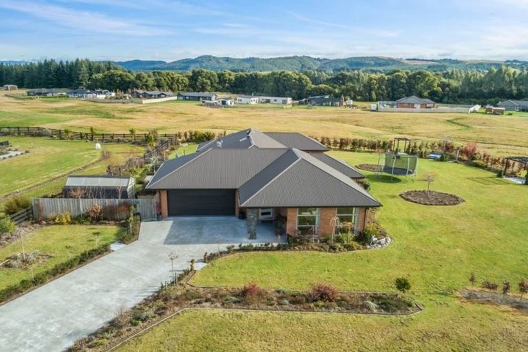 Photo of property in 13/500 Kinloch Road, Kinloch, Taupo, 3377