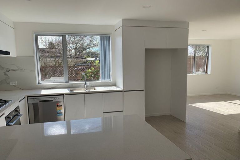 Photo of property in 136a Prince Regent Drive, Half Moon Bay, Auckland, 2012