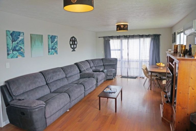 Photo of property in 12 O'byrne Street, Waikiwi, Invercargill, 9810