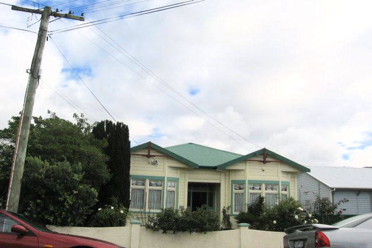 Photo of property in 43 Britannia Street, Petone, Lower Hutt, 5012