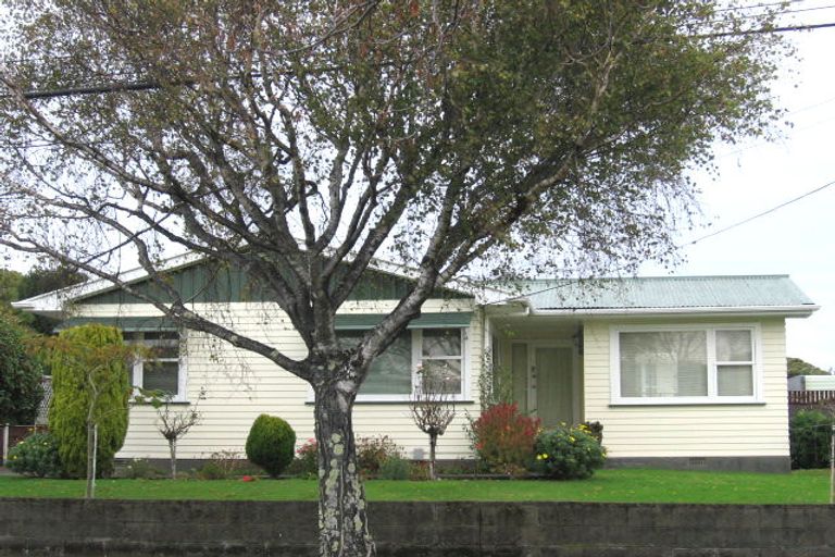 Photo of property in 27 Rosebank Avenue, Avalon, Lower Hutt, 5011