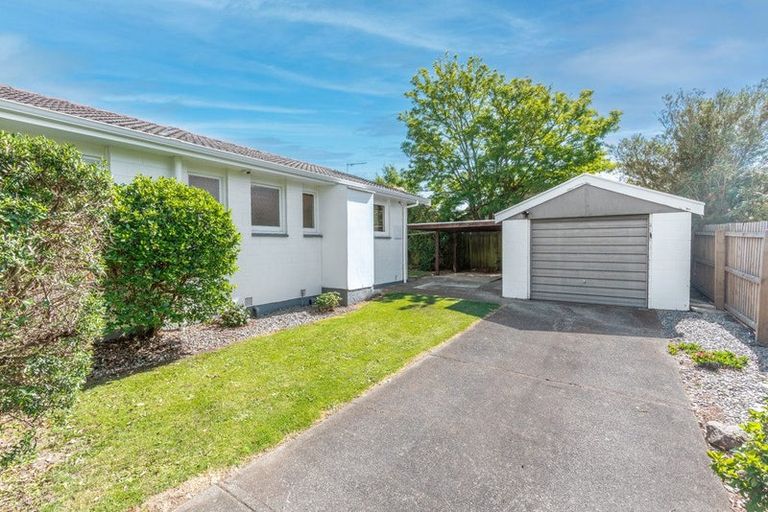 Photo of property in 2/55 Oakhampton Street, Hornby, Christchurch, 8042