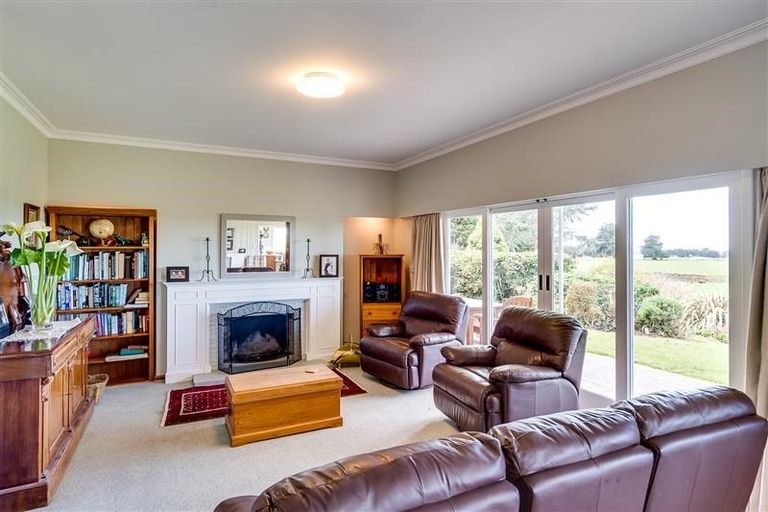 Photo of property in 1025 Aorangi Road, Maraekakaho, Hastings, 4171