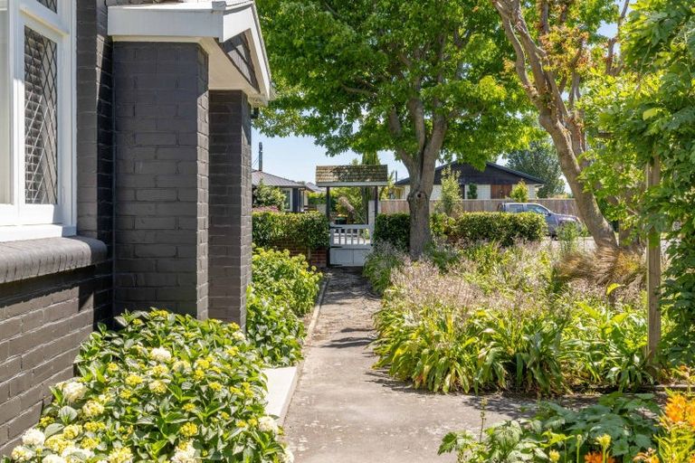 Photo of property in 164 West Belt, Rangiora, 7400