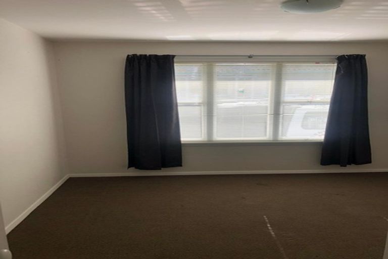 Photo of property in 10a Epsom Road, Sockburn, Christchurch, 8042