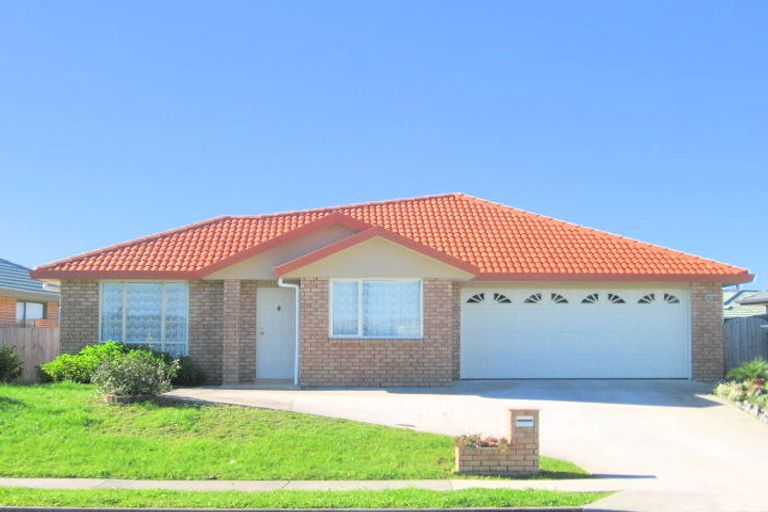 Photo of property in 33 Summerland Drive, Henderson, Auckland, 0612