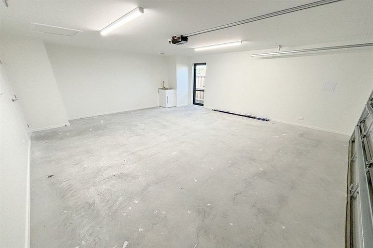 Photo of property in 65 Mehrtens Crescent, Woodend, 7691