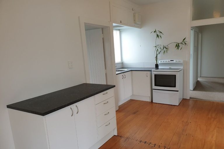 Photo of property in 36 Campbell Street, Havelock North, 4130