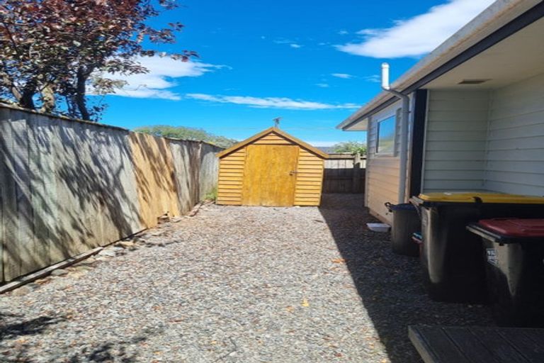 Photo of property in 8 Sackville Street, Martinborough, 5711