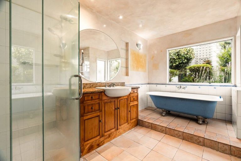 Photo of property in 45 Iriirikapua Parade, Owhata, Rotorua, 3010