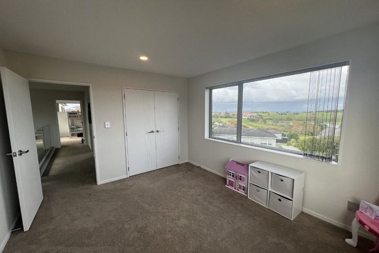 Photo of property in 117 Alec Craig Way, Gulf Harbour, Whangaparaoa, 0930