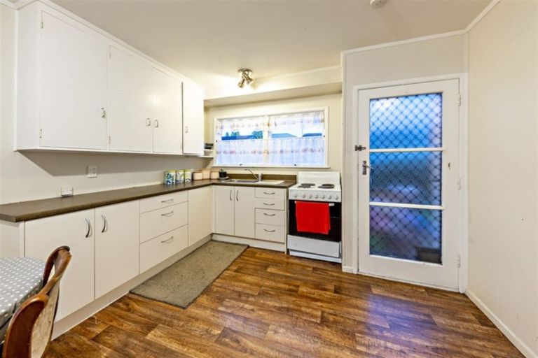 Photo of property in 2/54 East Street, Papakura, 2110