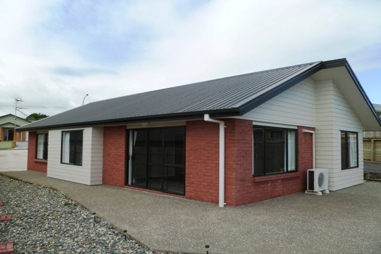 Photo of property in 29 Penrod Drive, Bell Block, New Plymouth, 4312