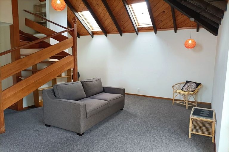 Photo of property in 7a Chestnut Grove, Maungaraki, Lower Hutt, 5010