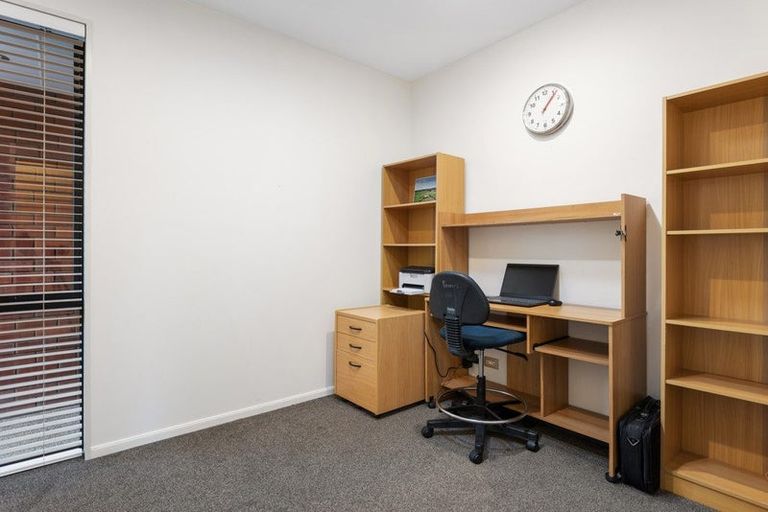 Photo of property in 16 Chestnut Place, Rangiora, 7400