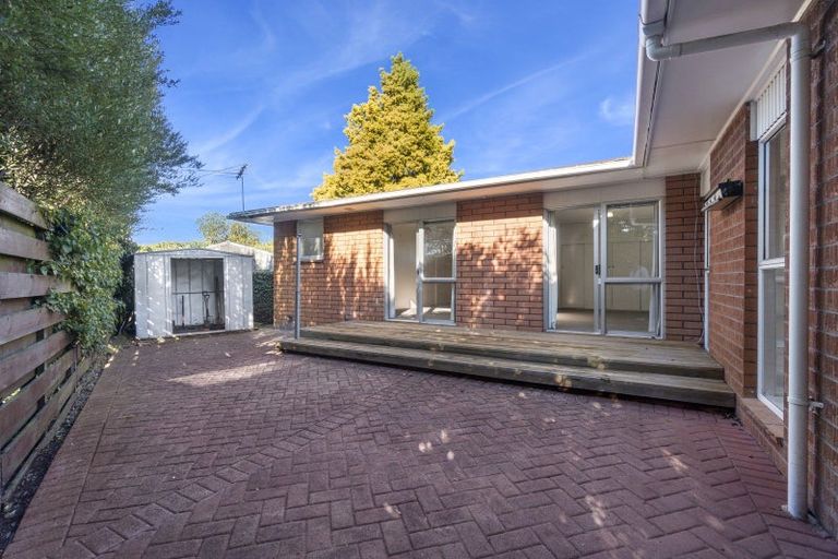 Photo of property in 42 Fovant Street, Russley, Christchurch, 8042