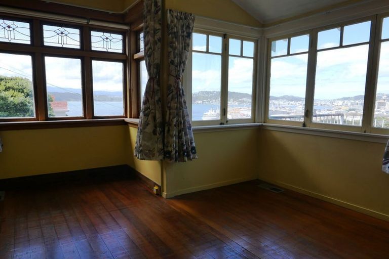 Photo of property in 125 Barnard Street, Wadestown, Wellington, 6012