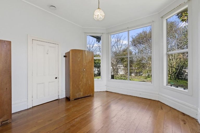 Photo of property in 211 Westminster Street, Mairehau, Christchurch, 8013
